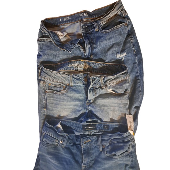 Three Great pairs of Size 6 distresses Jeans - Lucky Brand - Ana -Am Eagle - Picture 7 of 7